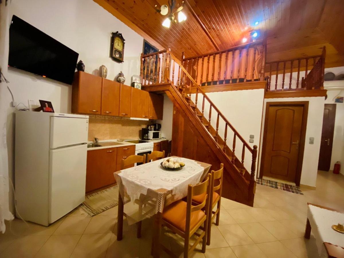 Villa Afroditi Chalki Town Eksteriør billede